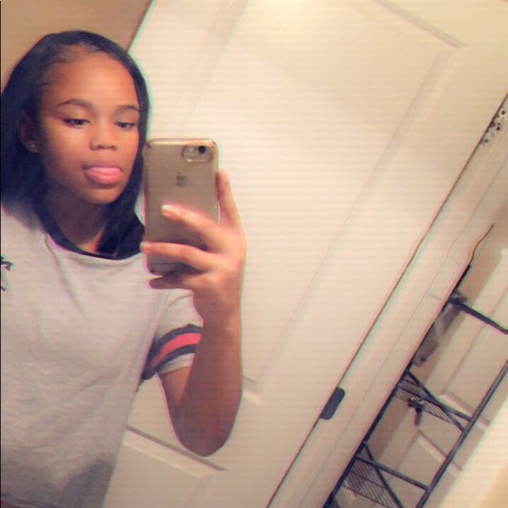 Meet your Posher, Saniyah